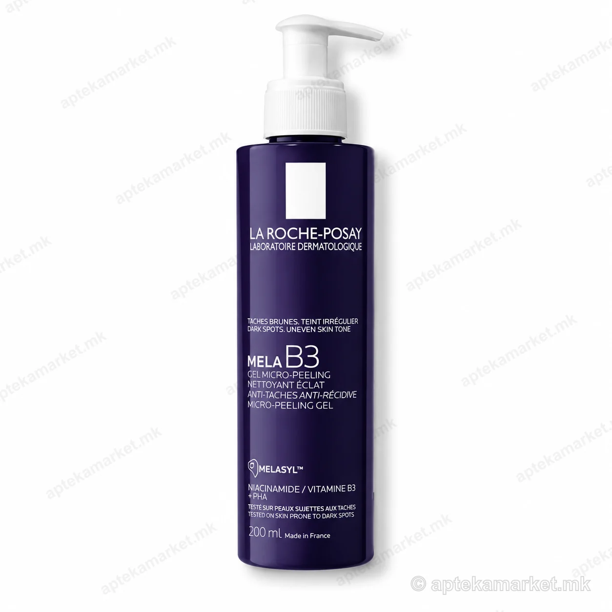 Paketimi La Roche-Posay Mela B3 Micro-Peeling Gel Cleanser në sfond të bardhë